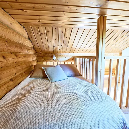 Rukan Havu - Ski-in With Sauna & Fireplace, 100m To Slopes *